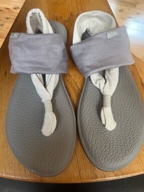 Sanuk yoga mat ombré flip flop